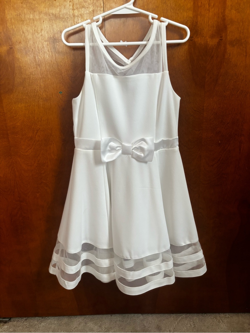 White Mesh-Accented Girls' Party Dress with Bow